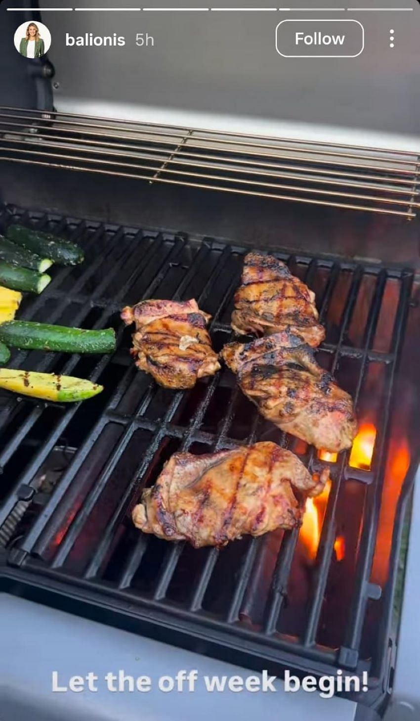 Barbeque chicken ( via Amanda Balionis' Instagram story)